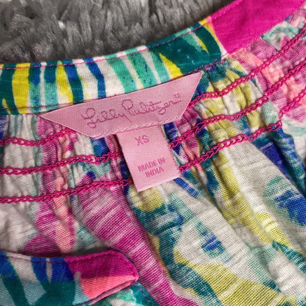 Lilly Pulitzer Pink Blue Essie Button Sleeveless Top Size X-Small - Picture 10 of 13